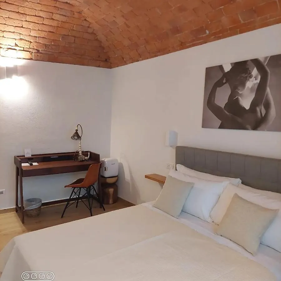 Federico II - Rooms And Breakfast Borgio Verezzi