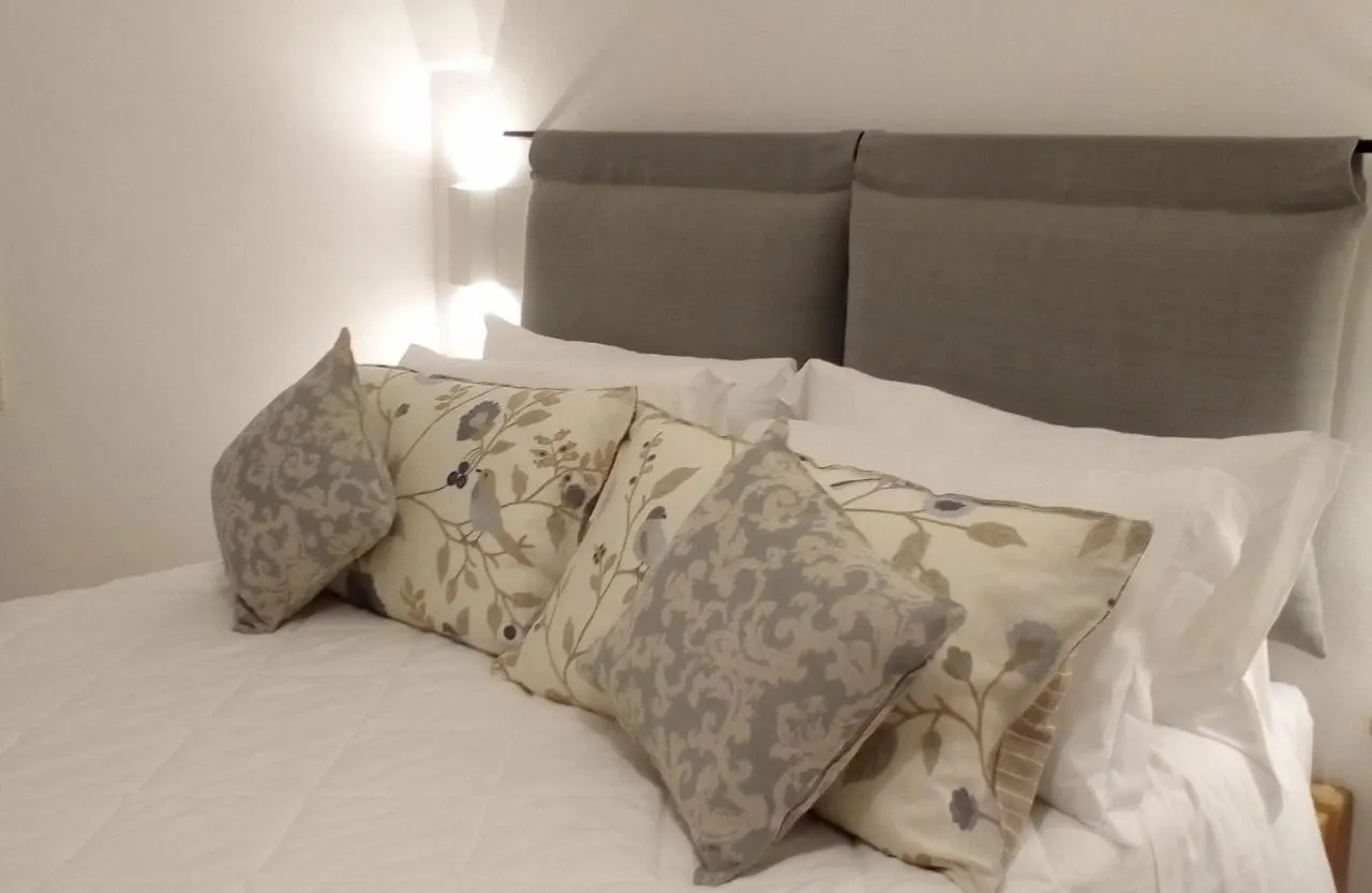 Guest house Federico II - Rooms And Breakfast Borgio Verezzi